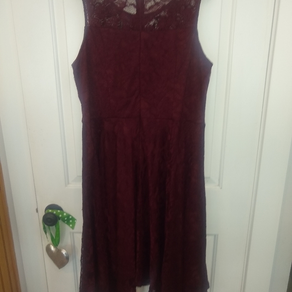 🍭Beautiful ruby red lace party dress - Picture 6 of 6